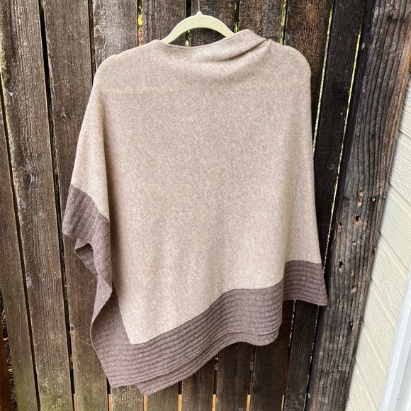 Celeste Cashmere & Wool Lightweight Sweater Poncho Wrap One Size - Picture 2 of 10